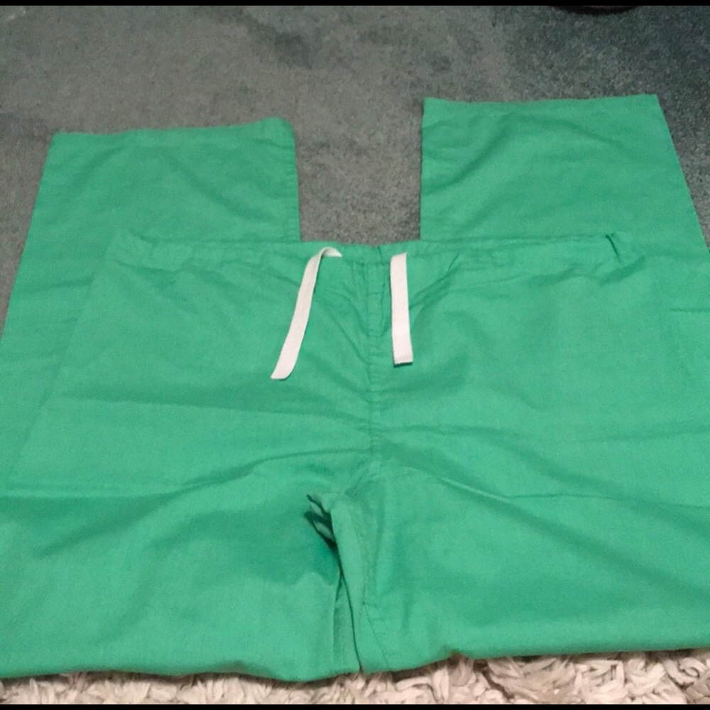 Medium Tall Green Landau Scrub Pants